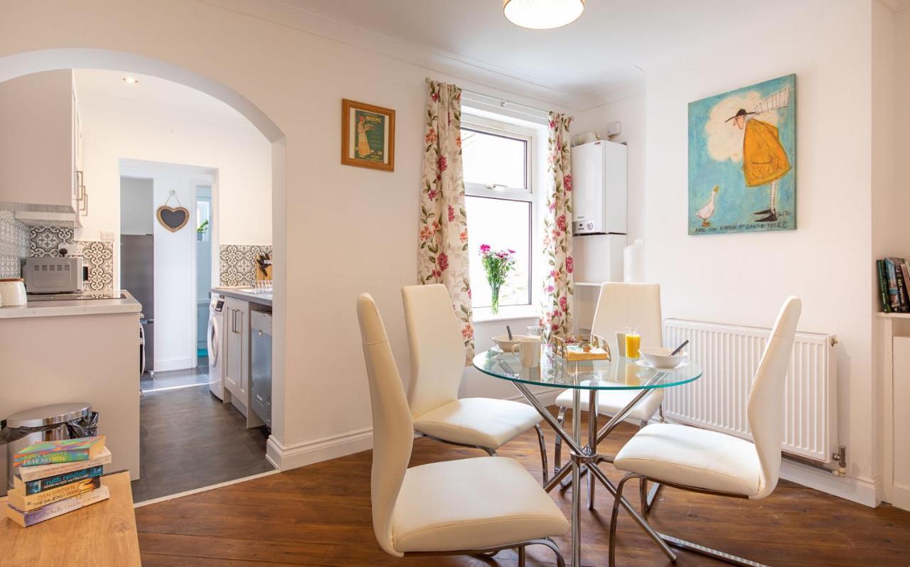 Bright 3 Bedroom Townhouse Near City Centre NWI Buitenkant foto